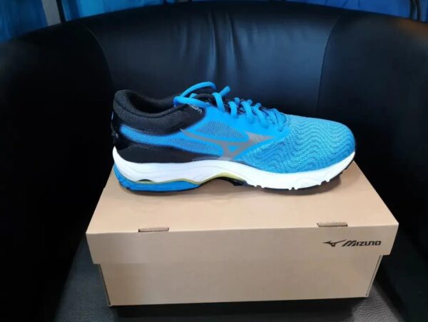 Mizuno Wave Prodigy4