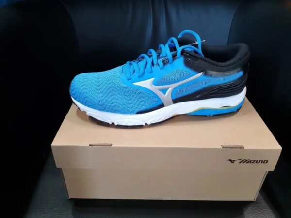 Mizuno Wave Prodigy4